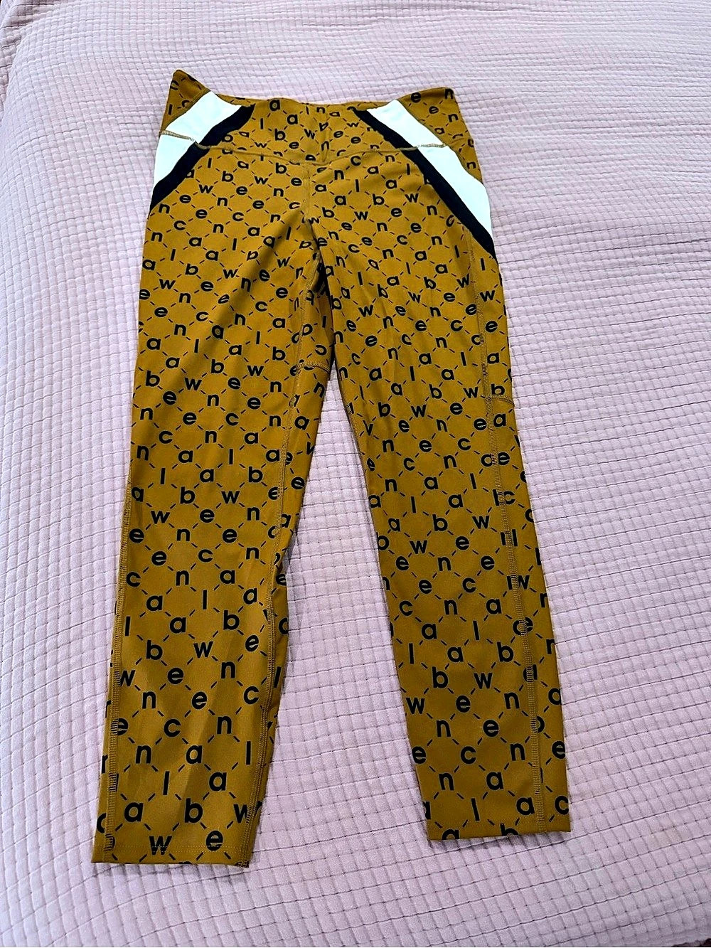 New Balance NB Athletics Printed Brown  Leggings Size Large